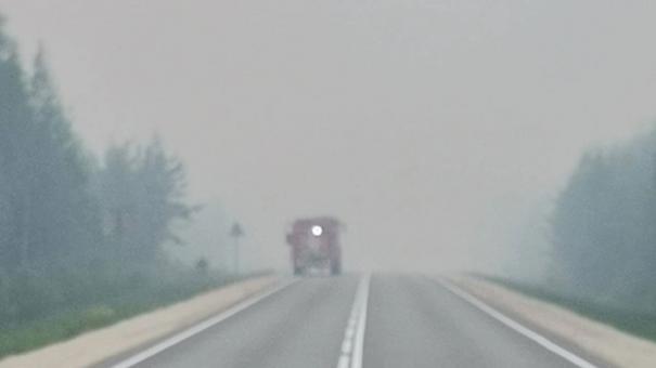 Из-за лесных пожаров перекрыли трассу «Югра — Юг»