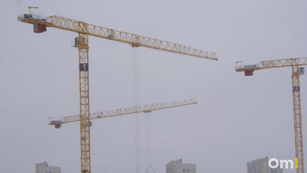 Из-за скачка курса доллара в Россию временно перестали поставлять стройматериалы