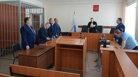 Суд обязал уволить главу Называевска, осуждённого за халатность