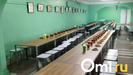 Омичам рассказали о качестве питания в школах города