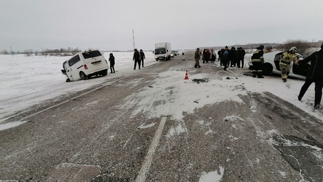 «Всегда откликалась на беду»: коллеги погибшей учительницы в ДТП под Новосибирском открыли сбор средств