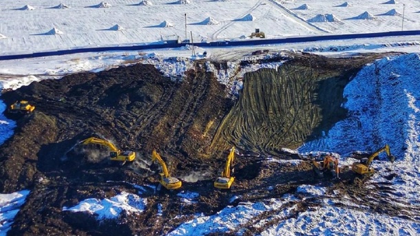 Губернатор проинспектировал рекультивацию свалки в Центральном округе Омска