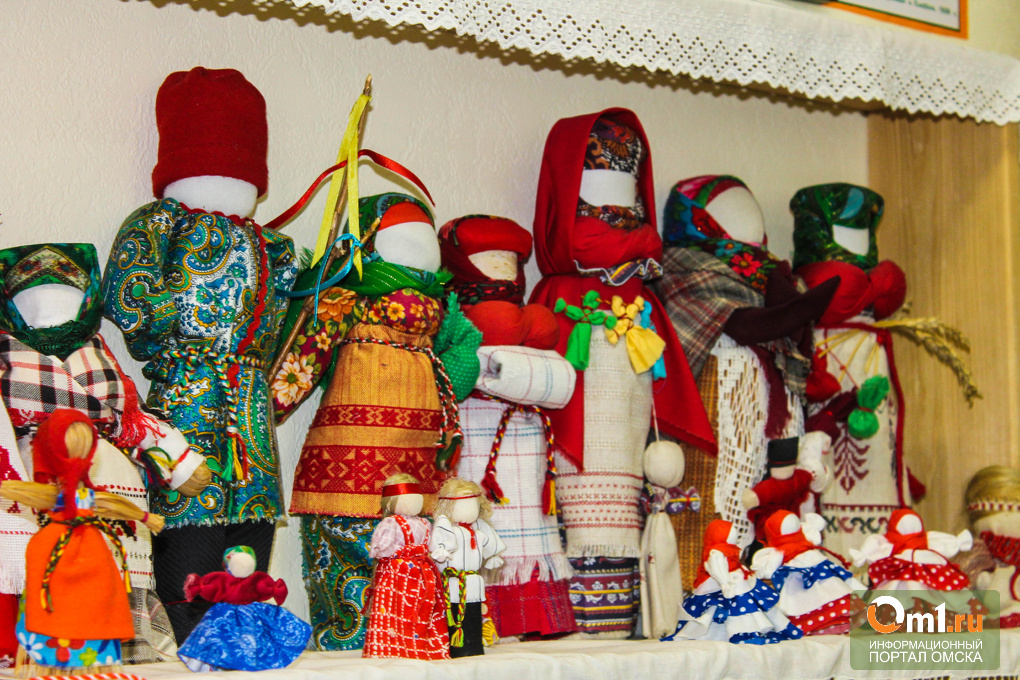 Возвращаемся в детство: в Омске открылась выставка игрушек