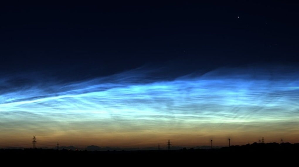 В небе над Омском заметили редкое астрономическое явление