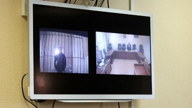 Суд оставил под стражей новосибирского министра ЖКХ Архипова