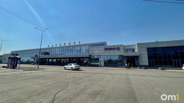 Авиарейс Омск — Новосибирск задержали из-за неблагоприятных погодных условий