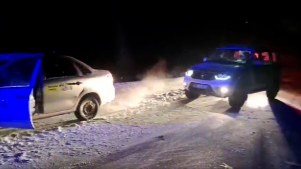 В Кемеровской области неизвестный угнал такси ради покупок в Новосибирске