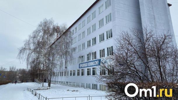 Доценту ОмГУ недоплачивают зарплату уже более полугода
