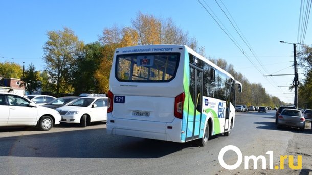 Популярный автобусный маршрут на омском Левобережье продлят до конечной