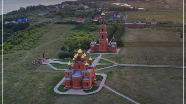 Из Омска отправился первый теплоходный рейс до Ачаирского монастыря
