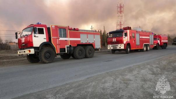 Более 600 человек эвакуировали из Сосьвы из-за природного пожара