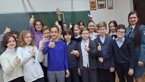 Омским школьникам рассказали про налоги
