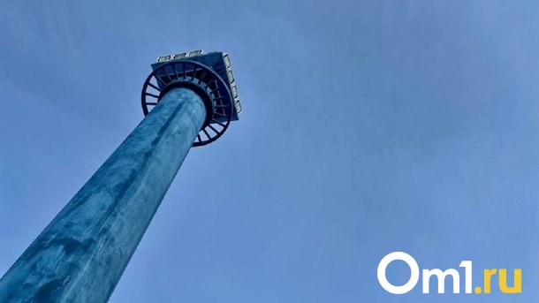 На омской набережной прорвало трубы