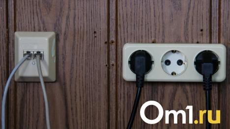 В Омске массово отключают электроэнергию: разбираемся, что происходит