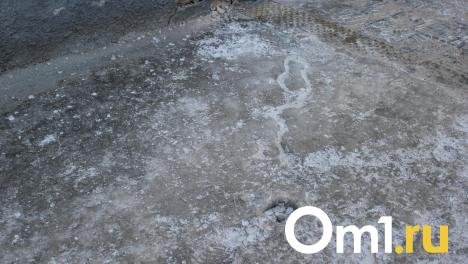 Пенсионерка получила 300 тысяч рублей за травму на скользком переходе