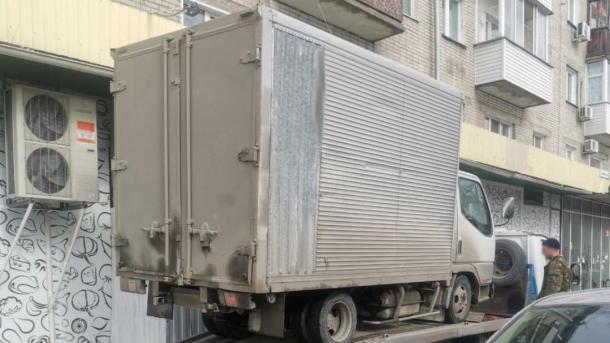 450 тысяч рублей выплатил новосибирец, чтобы вернуть арестованный грузовик