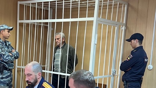 Одной из жертв омского маньяка-форточника стала 16-летняя девочка