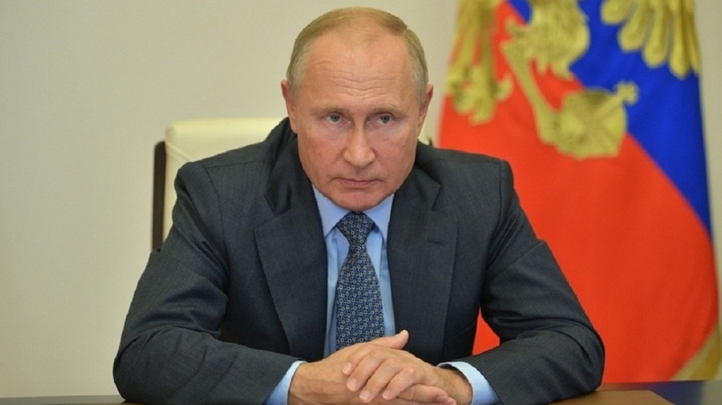 Президент России Владимир Путин присвоил звание заслуженного врача новосибирскому инфекционисту