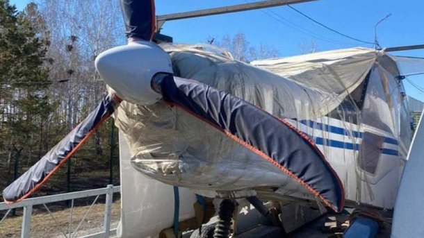 Из Омской области незаконно пытались вывезти самолёт в Казахстан