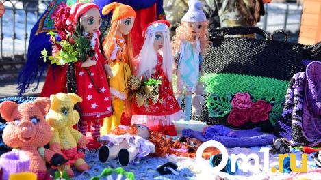 Омичку оштрафовали за фигурки с изображением героев популярного мультфильма