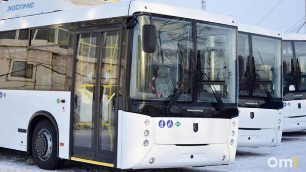 В Омске два автобуса несколько дней будут ездить по новым схемам