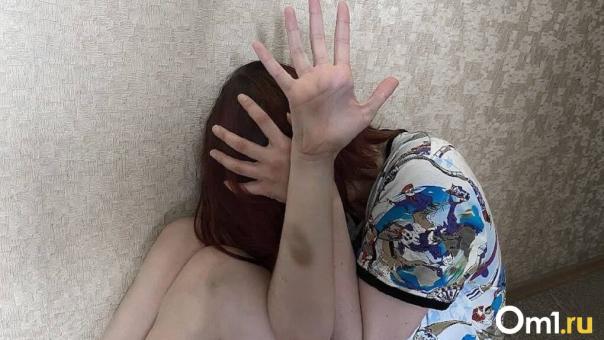 В Новосибирске жители Первомайского района обвинили восьмидесятилетнюю соседку в побоях