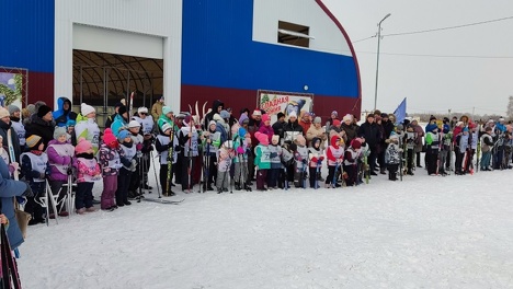 Любинский молочноконсервный комбинат провёл спортивный праздник «Сладкая лыжня»