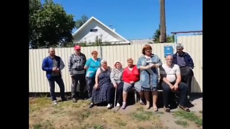 «Вышли из комы». Жителям Омской области сделают дорогу, на которую они жаловались канцлеру Германии