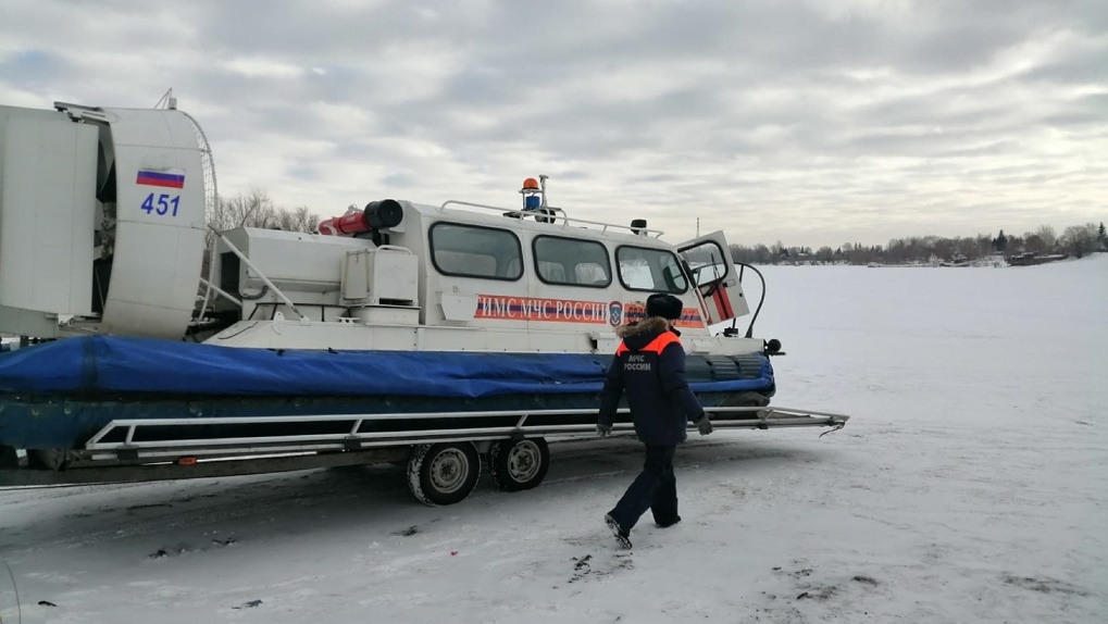 Во время паводка в Омске спасать людей будет катер на воздушной подушке