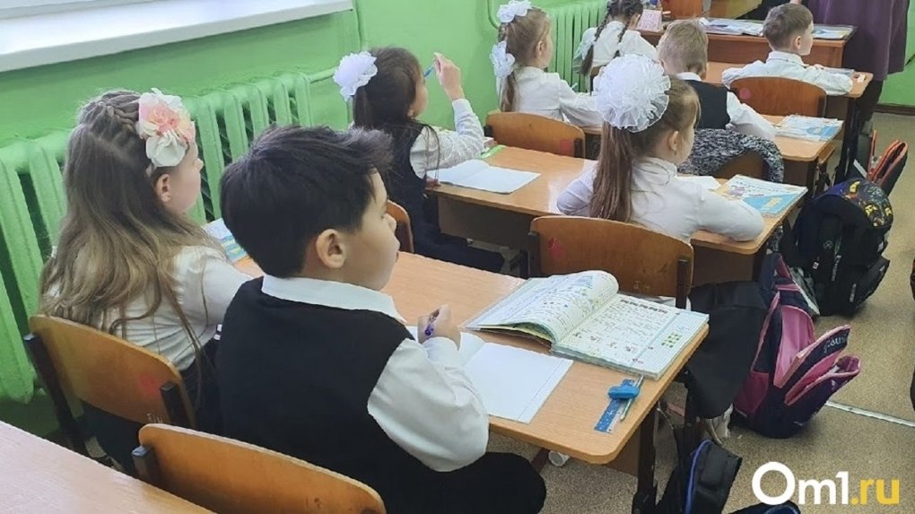 Военную подготовку в школах поддержал глава новосибирского Совета отцов