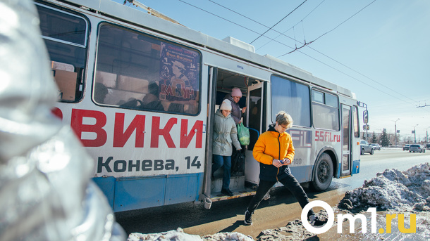 В Омске увеличили количество троллейбусов на маршруте №12 до железнодорожного вокзала