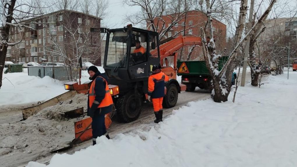 За январские каникулы в Омске вывезли больше 40 тысяч кубометров снега