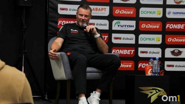 Экс-тренер омского «Авангарда» Дмитрий Рябыкин рассказал о двух увольнениях в сезоне