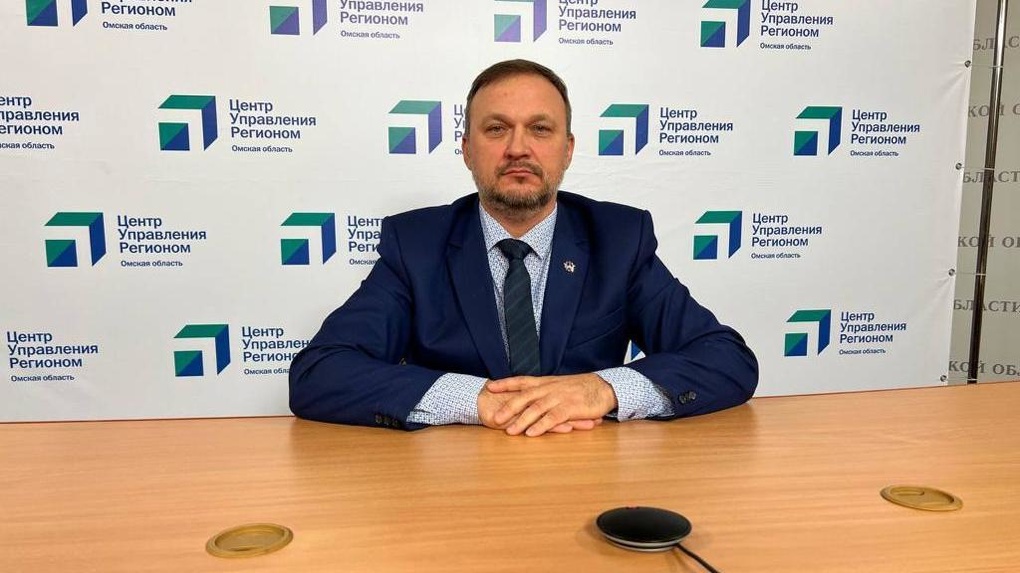 Глава Омского муниципального района провёл прямой эфир в социальной сети