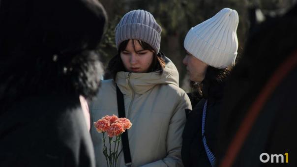В память о погибшей в Омске московской школьнице выпустили музыкальный клип