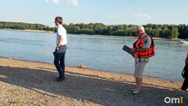 На омском пляже в Советском парке утонула 13-летняя девочка (ВИДЕО)