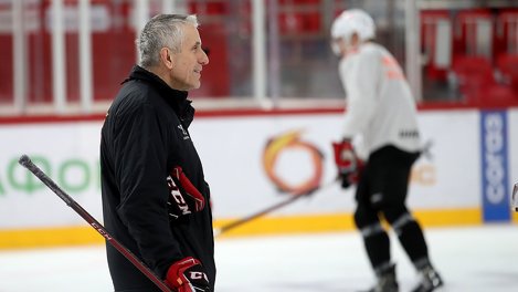 Стало известно, какую сумму «Авангард» заплатил, чтобы вернуть Боба Хартли в Омск