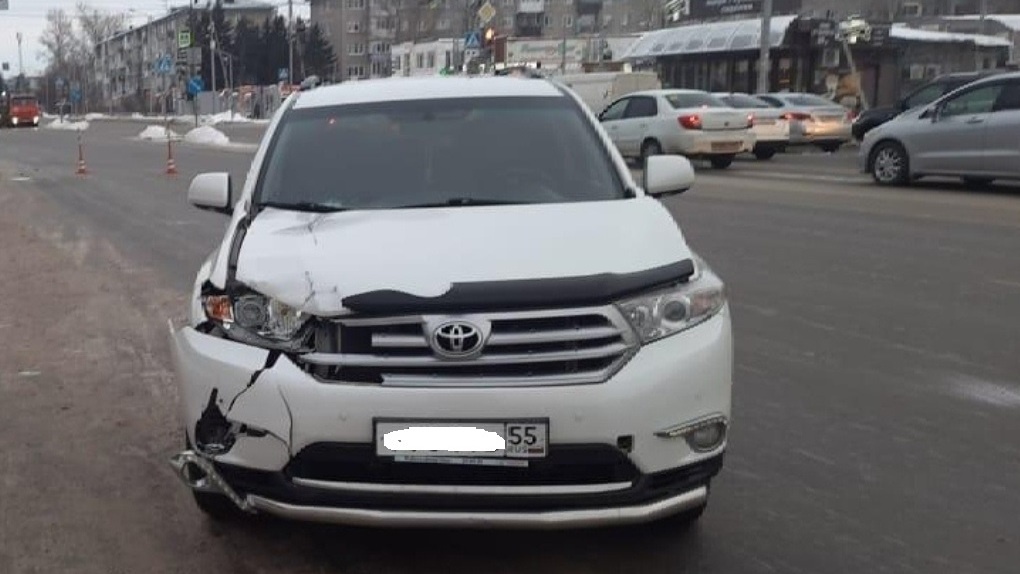 Автоледи насмерть сбила пожилого мужчину на пешеходном переходе в Омске