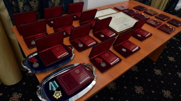 Омичи получили государственные награды за профессиональные заслуги