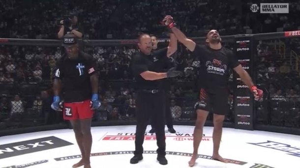 Омский боец ММА Корешков одержал победу над американцем Ларкиным на турнире Bellator x Rizin