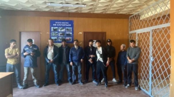 Новосибирские полицейские проверили соблюдение миграционного законодательства
