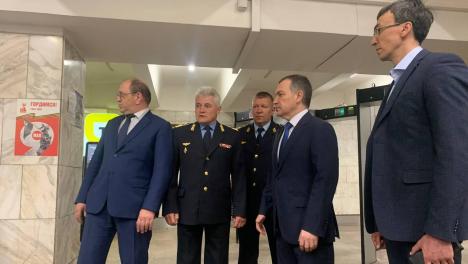 Новые турникеты в метро Новосибирска теперь не травмируют пассажиров – как это работает?