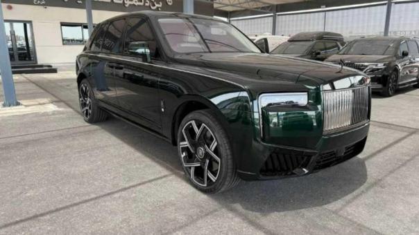 Элитный Rolls-Royce Cullinan продают в Новосибирске почти за 90 миллионов
