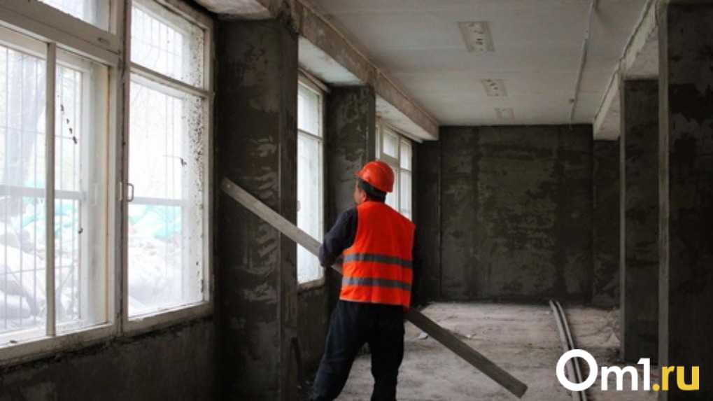 Губернатор Андрей Травников контролирует ход ремонта учреждений образования региона к началу учебного году