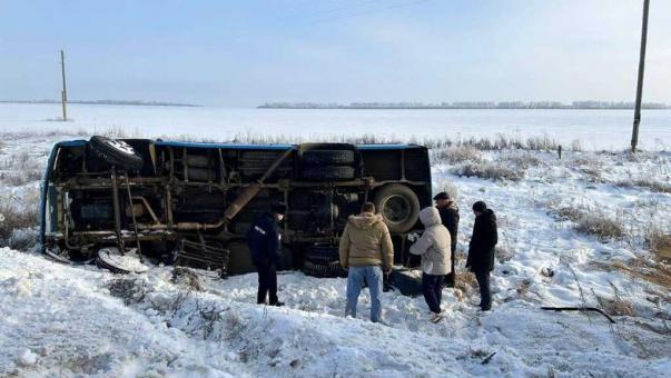 В Омской области расследуют ДТП с автобусом: четыре человека получили серьёзные травмы