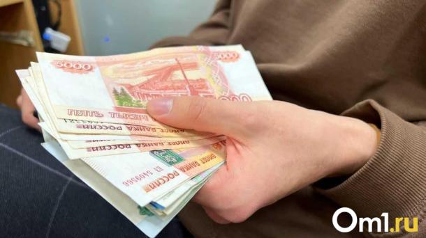 Омичка пыталась дать взятку начальнику районного ГИБДД: что ей грозит?