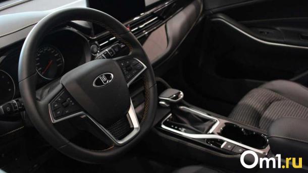 Омичам придётся больше платить за свои машины: что подорожает?