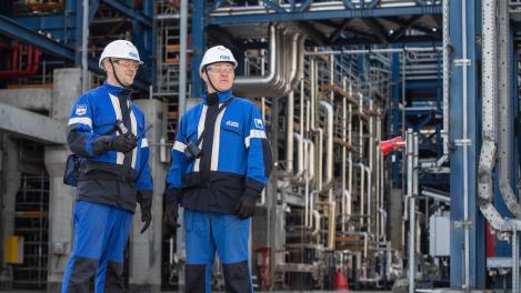 «Газпром нефть» увеличила в 2025 году объёмы переработки и производства нефтепродуктов