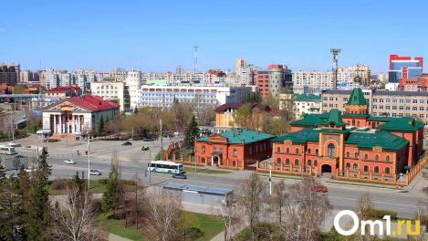 В Омске вновь зафиксированы неприятные запахи: омичи жалуются на качество воздуха