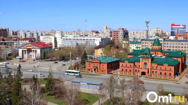 В Омске вновь зафиксированы неприятные запахи: омичи жалуются на качество воздуха